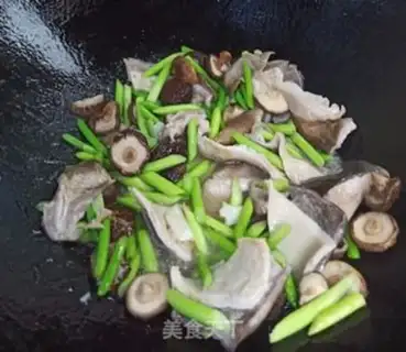 Make Garlic mushrooms step 7