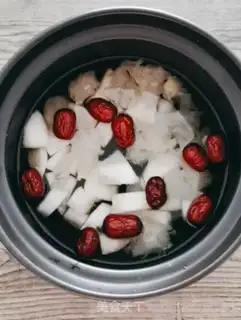 Make Silver-eared dates Sydney soup step 5