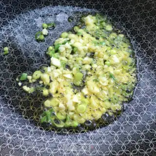 Make Garlic gravy step 9