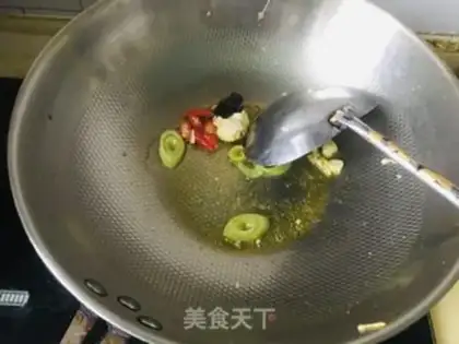 Make Scrambleded eggs step 3