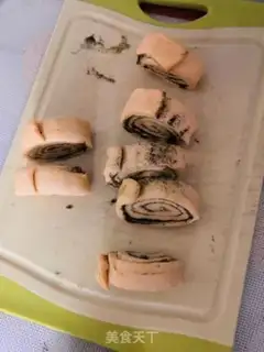 Make Pumpkin buns step 9