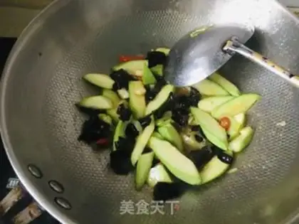 Make Scrambleded eggs step 5