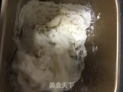 Make Black sesame sugar triangle step 0