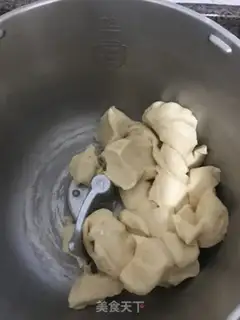 Make Light cream toast step 1