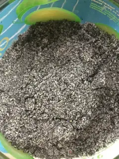 Make Black sesame sugar triangle step 5