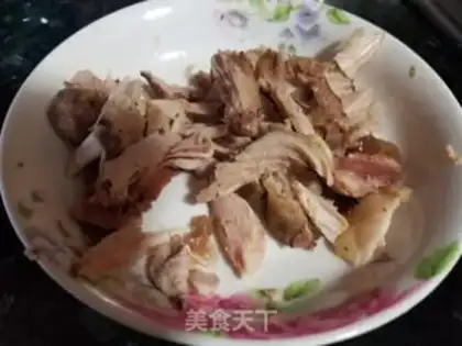 Make Onion fried pig sausage powder step 1
