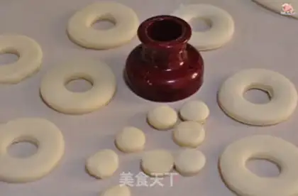 Make Little bunny donut buns step 2