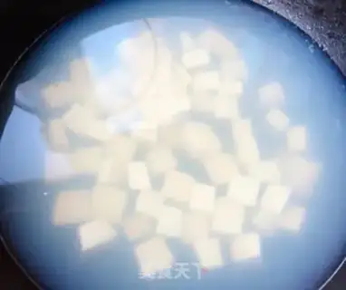 Make The soup of flowers and tofu step 6