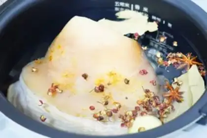 Make White-burned pig