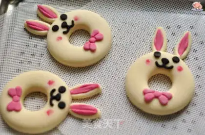 Make Little bunny donut buns step 9