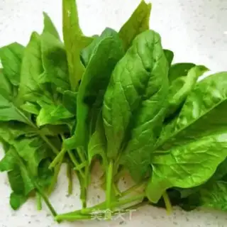 Make A spinach bouquet step 0