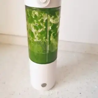 Make A spinach bouquet step 3