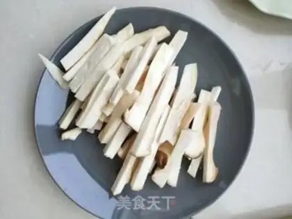 Make The apricot chicken and the garlic step 2