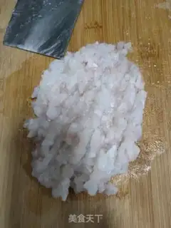 Make Dragonfish squirm step 1