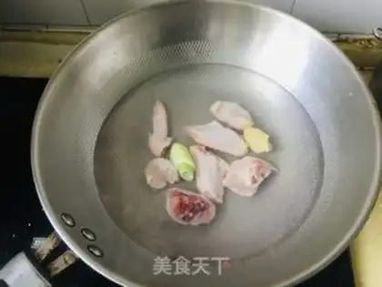 Make Plum and chicken soup step 0