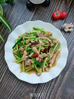 Make The apricot chicken and the garlic step 18