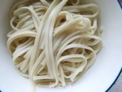Make Garlic noodles step 5