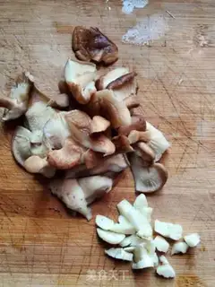 Make Garbage fried mushrooms step 1