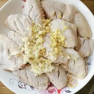 Make Chicken wings of garlic honey step 2