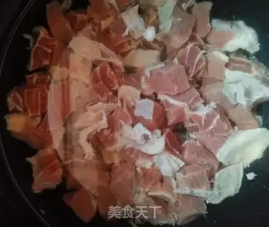 Make Red beef noodles step 1