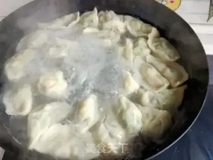 Make Cucumber egg dumplings step 17