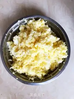 Make Egg pine fried rice step 2