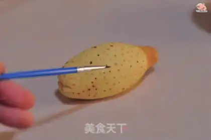 Make Pear bun step 7