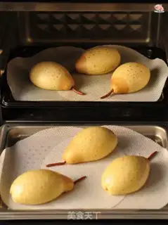Make Pear bun step 10