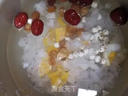 Make Sugar, silver and fruit step 3