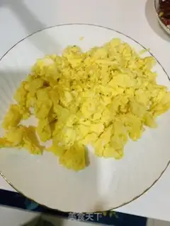Make Scrambled eggs step 3