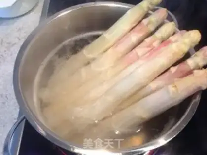Make # White burning platinum with stinging mountain salad juice # step 2