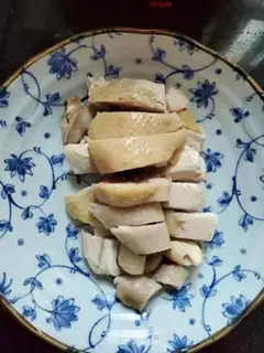 Make Chicken with onion oil step 6