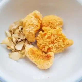 Make Lily