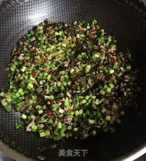 Make Meat and snow and garlic step 6