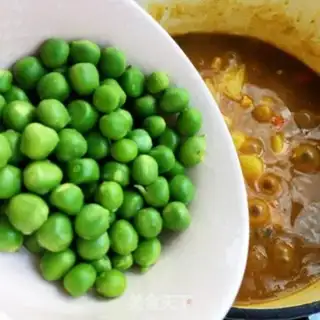 Make Curry chicken potatoes step 13