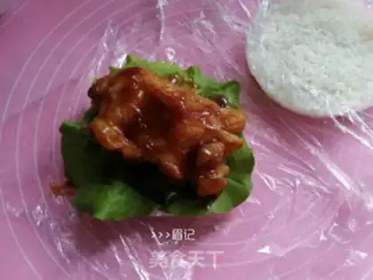 Make Take the chicken leg rice burger step 17