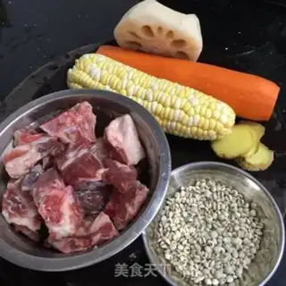 Make Corn radish, bone soup step 0