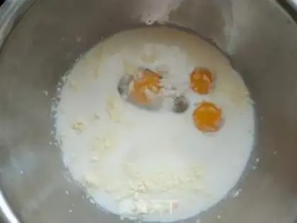 Make Banana without cream and egg step 2