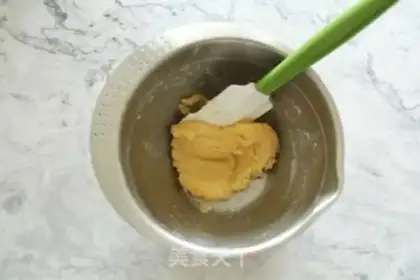 Make Mini peaches step 4