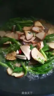 Make Pyramid chicken step 3