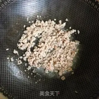 Make Meatmeat and garlic step 2