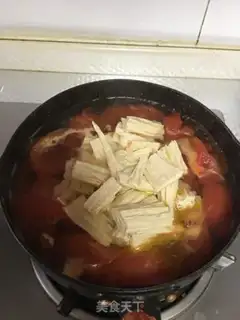 Make Tomato mackerel soup step 3