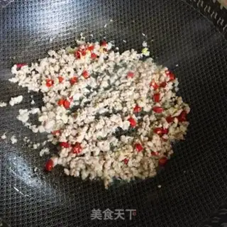 Make Meatmeat and garlic step 3