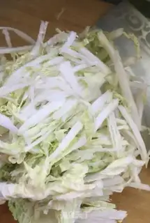 Make Salt chicken cabbage step 4