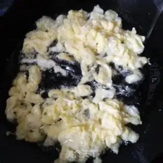 Make Weenie carrot fried rice step 2