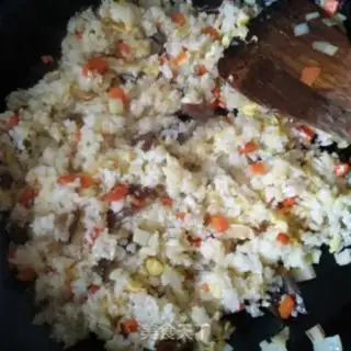 Make Weenie carrot fried rice step 6