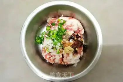Make Meat and eggs, tofu step 1