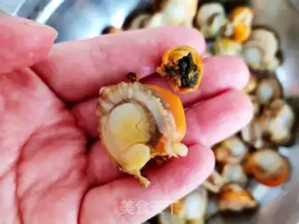Make Scallops of broccoli step 1