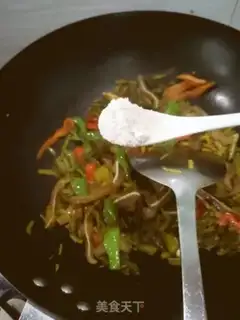 Make Snowflake with pig ears step 7