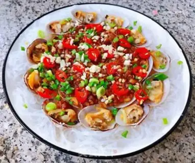 Make Garlic fan steam clams step 10